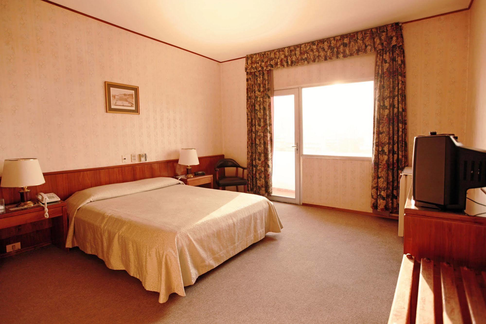 Hotel Chaco Asuncion Extérieur photo